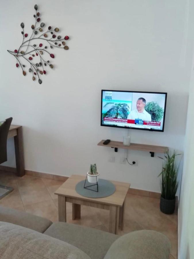 Apartment Mari Funtana Εξωτερικό φωτογραφία