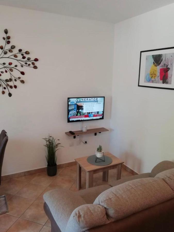 Apartment Mari Funtana Εξωτερικό φωτογραφία