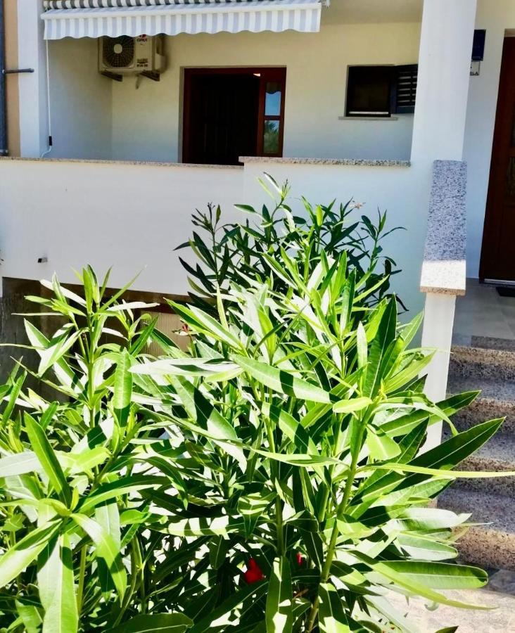 Apartment Mari Funtana Εξωτερικό φωτογραφία