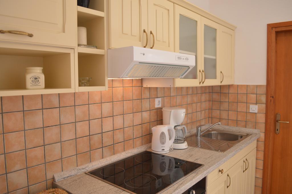 Apartment Mari Funtana Εξωτερικό φωτογραφία